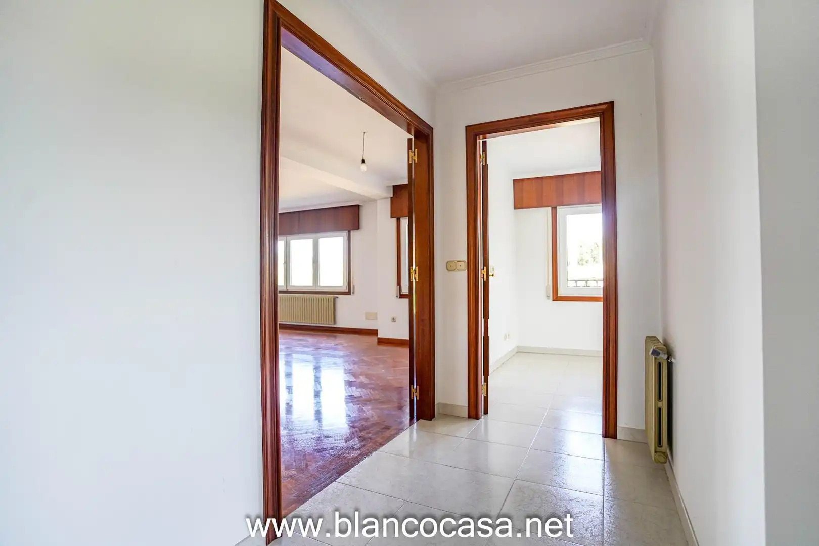 Casa o chalet en venta en Carballo con Calefacción, Jardín privado y Trastero