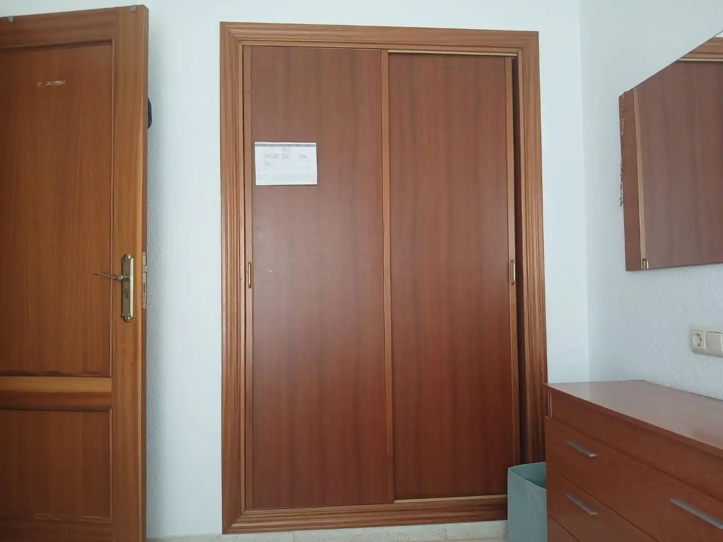 Flat for share in Puerto Deportivo
