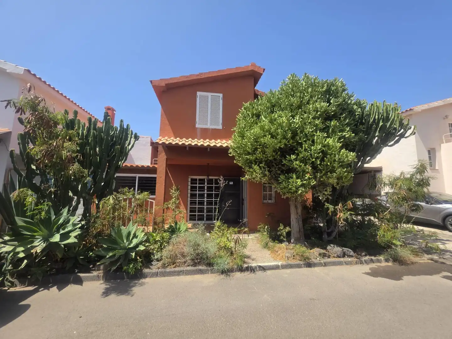 Vista exterior de Casa o xalet en venda en La Oliva amb Jardí privat