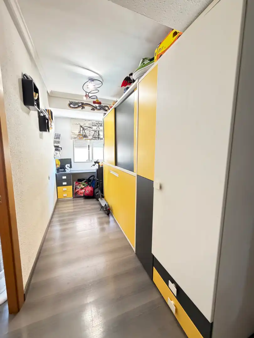 Piso en venta en Valencia con Terraza