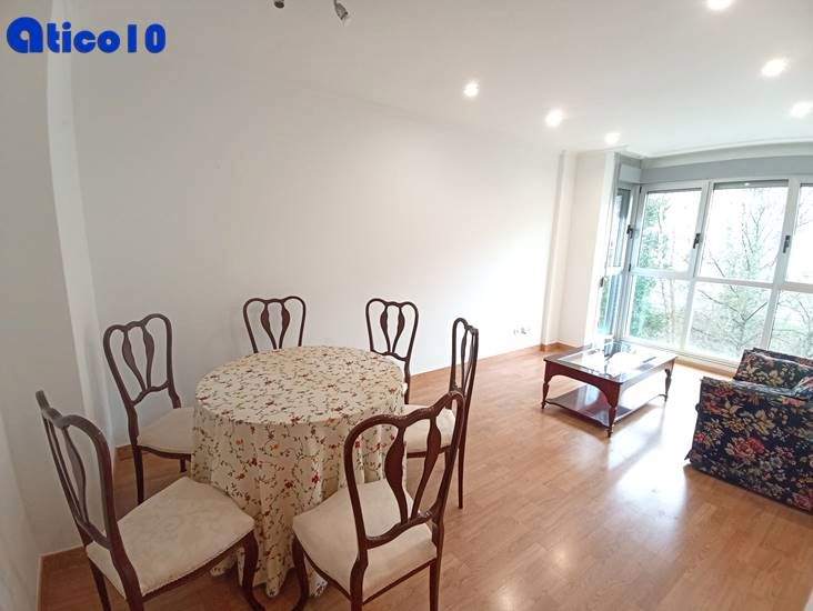 Dining room of Flat for sale in Oviedo   with Heating, Storage room and Furnished
