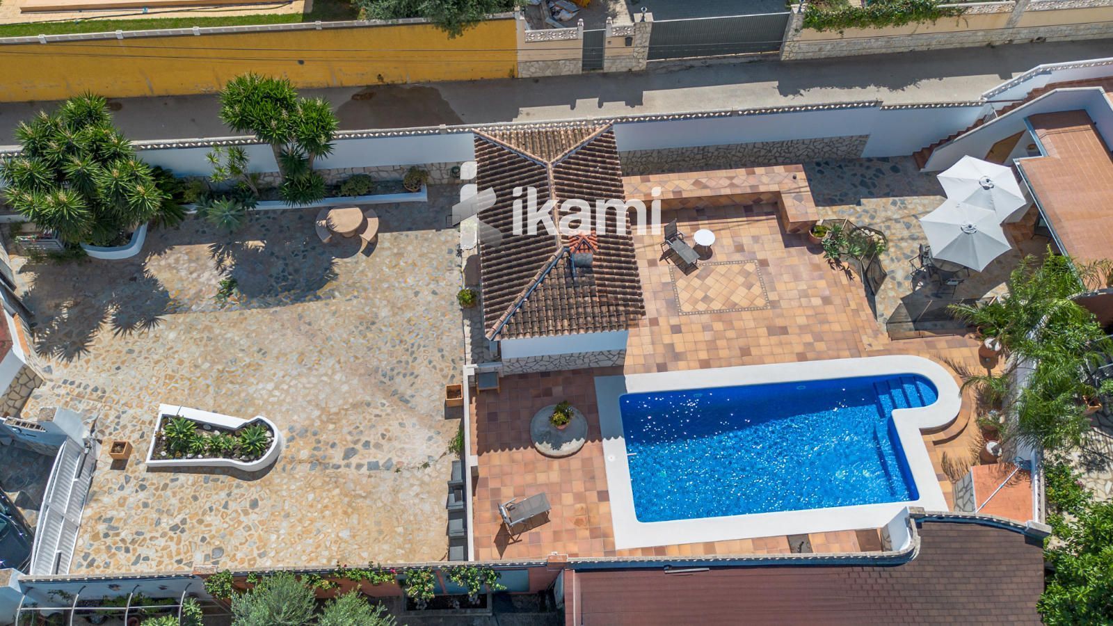 Vista exterior de Casa o xalet en venda en Dénia amb Aire condicionat, Calefacció i Jardí privat