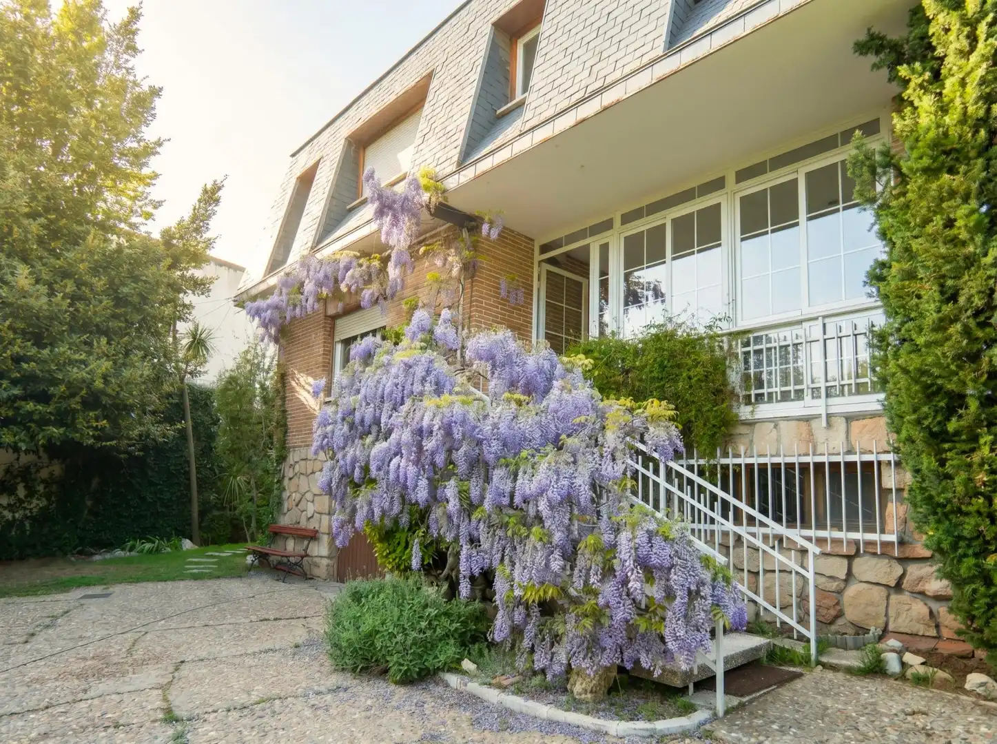 Vista exterior de Casa o chalet en venta en Torrelodones con Calefacción, Jardín privado y Terraza