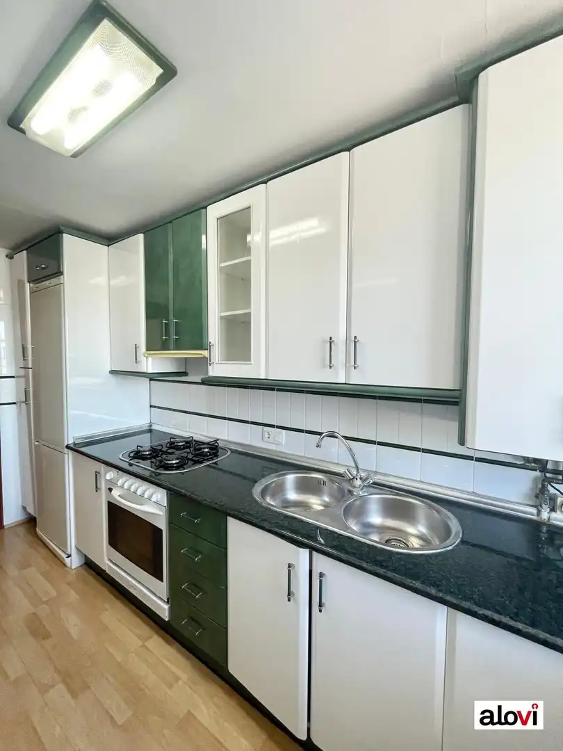 Flat for rent in Avenida Avenida de Maracena, 133, Cerrillo de Maracena - Periodistas