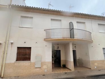 Terraced house for sale in Calle PUERTO DE LA SILLA