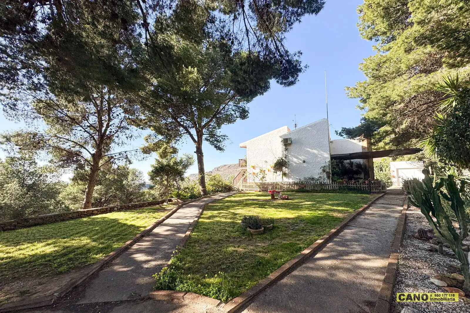 Vista exterior de Casa o xalet en venda en Felix amb Aire condicionat, Calefacció i Terrassa