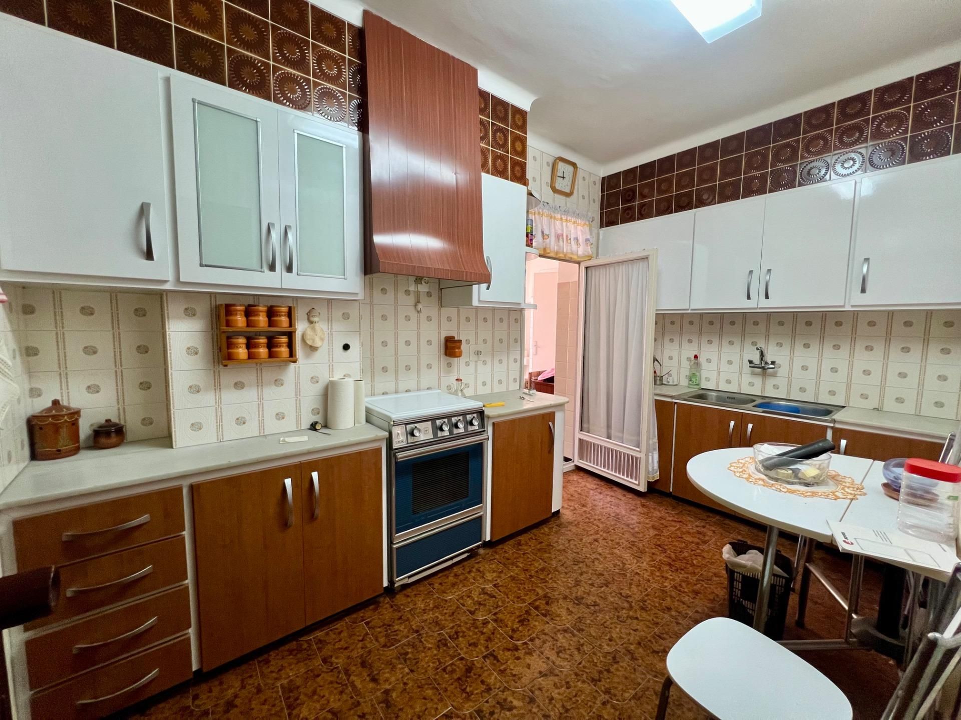 Kitchen of Flat for sale in Tortosa  with Terrace and Balcony