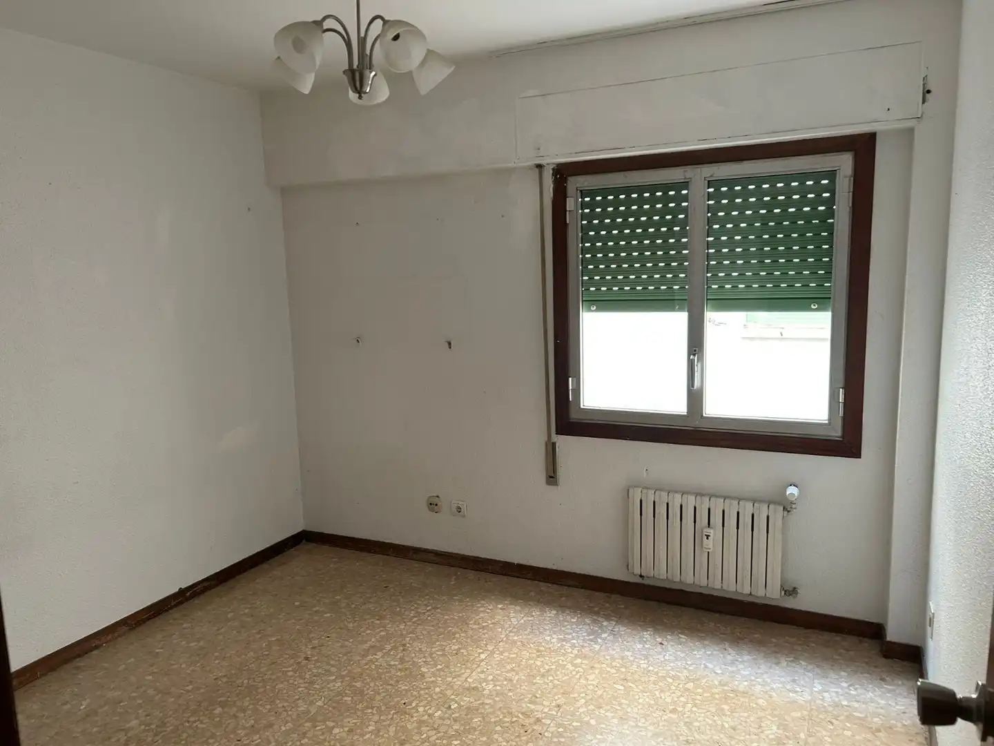 Bedroom of Flat for sale in Zaragoza  with Heating, Parquet flooring and Terrace