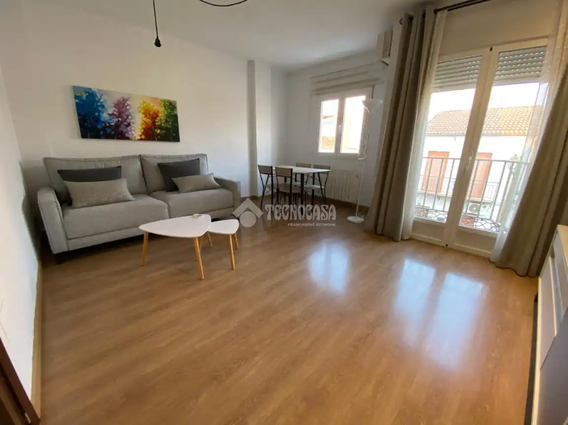 Sala d'estar de Pis de lloguer en Torredonjimeno amb Aire condicionat, Calefacció i Balcó