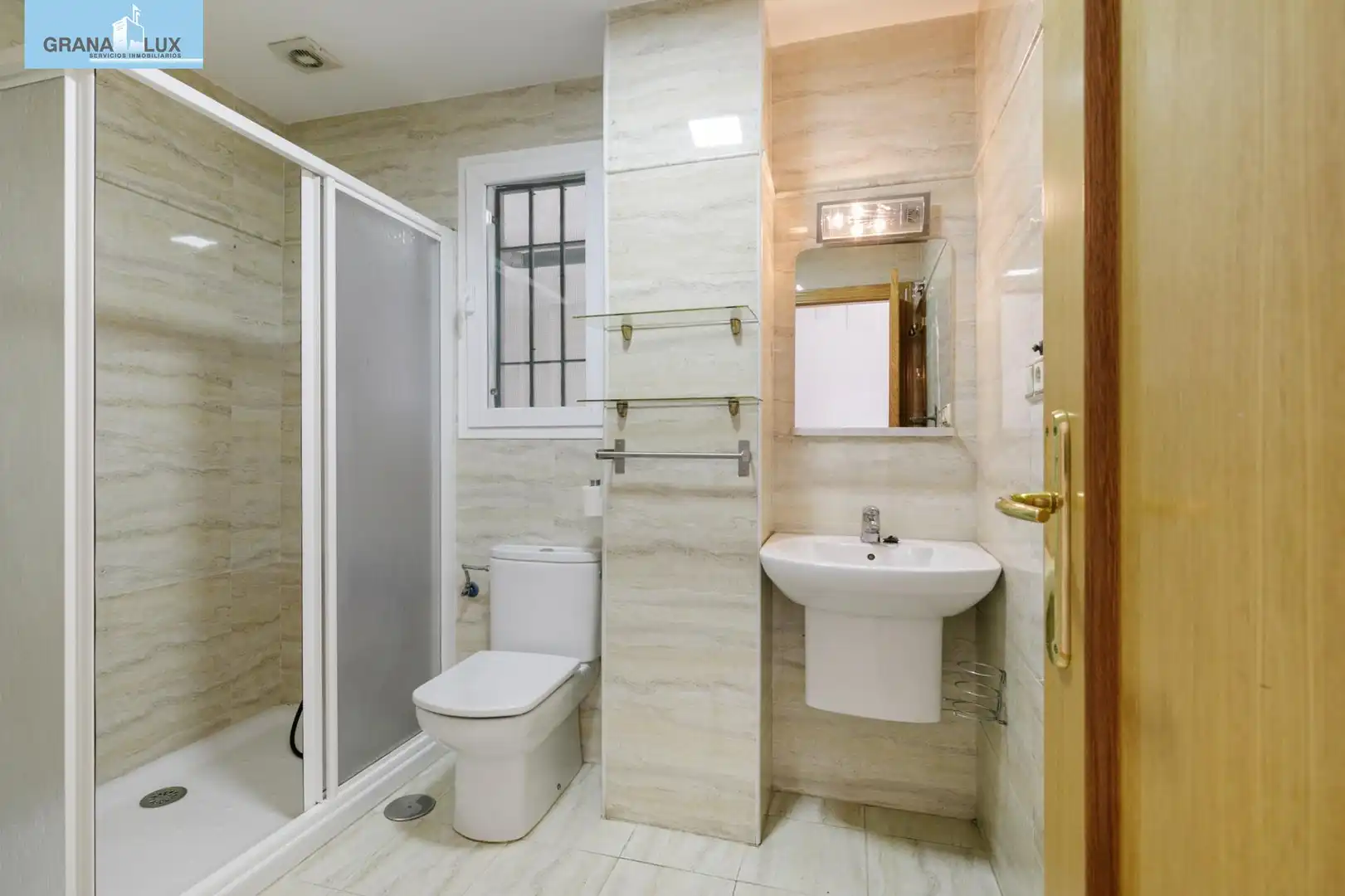 Flat with lift for sale in Plaza de la Aurora, imagen 8