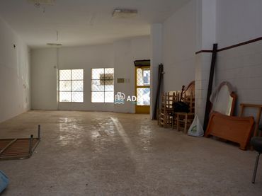 Local comercial en venda a Calle Almirante solano bote