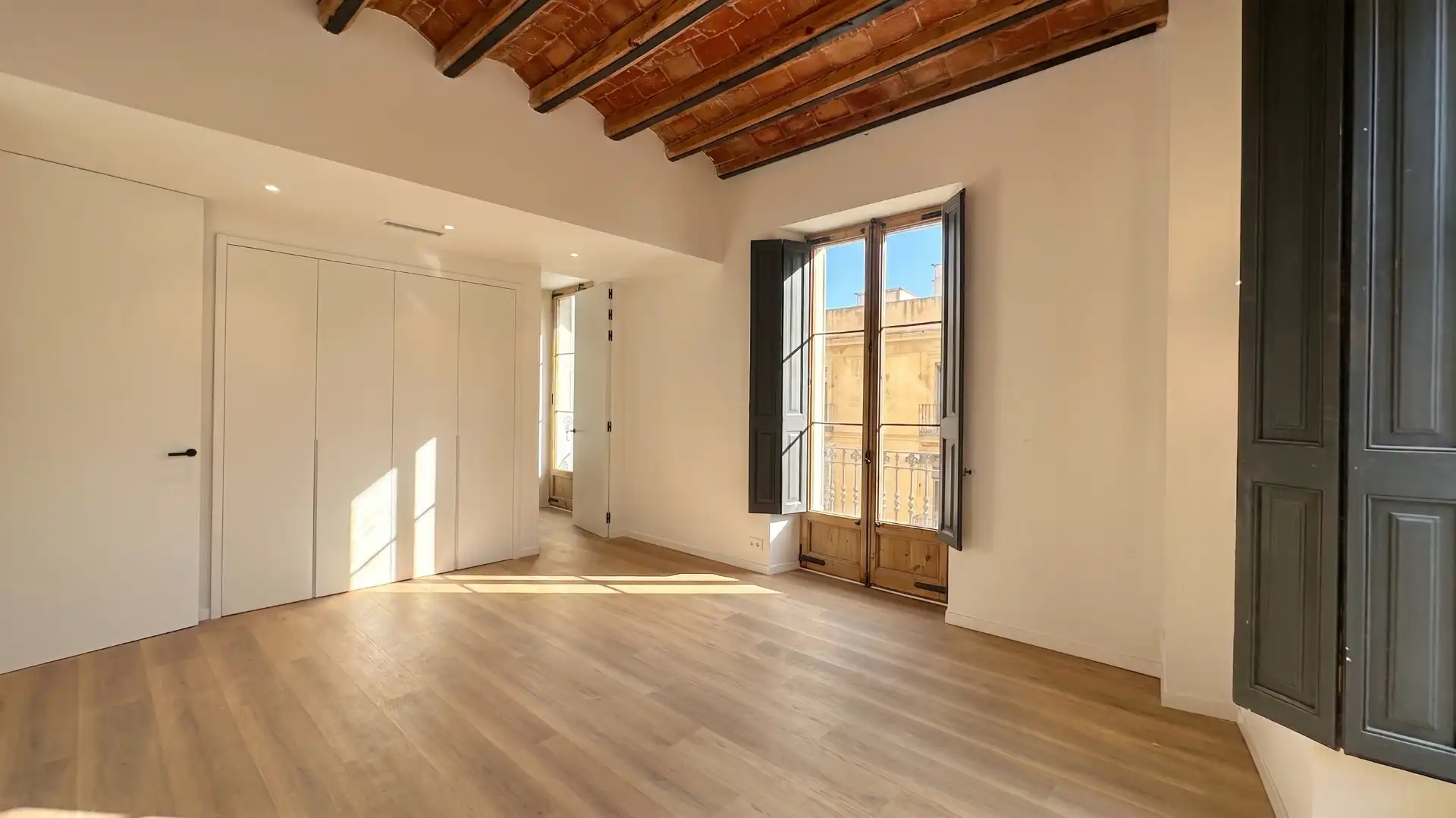 Appartamento con terrazza in vendita a Raval de Martí Folguera 51, imagen 17