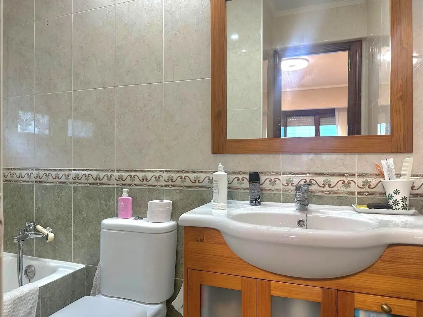 Badezimmer von Wohnung zum Verkauf in Getxo  mit Heizung und Abstellraum