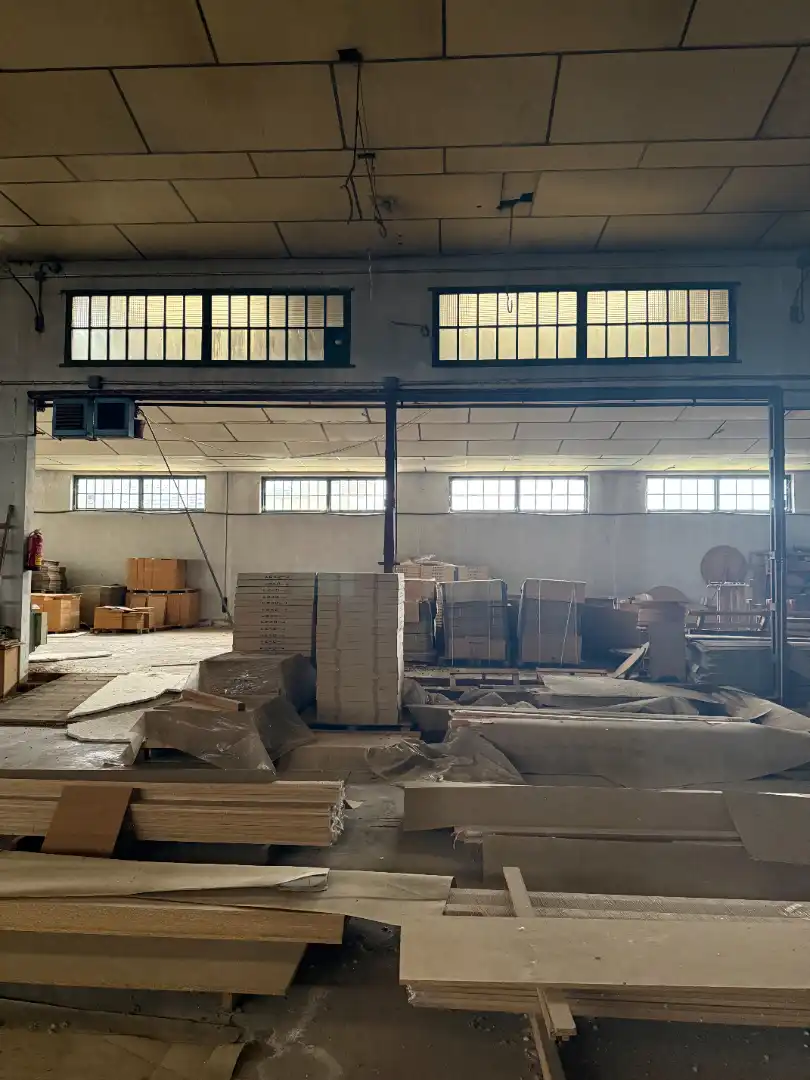 Nave industrial en venta en Casas de Haro con Alarma