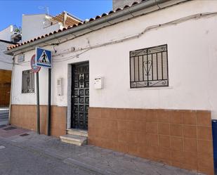 Exterior view of Single-family semi-detached for sale in  Granada Capital