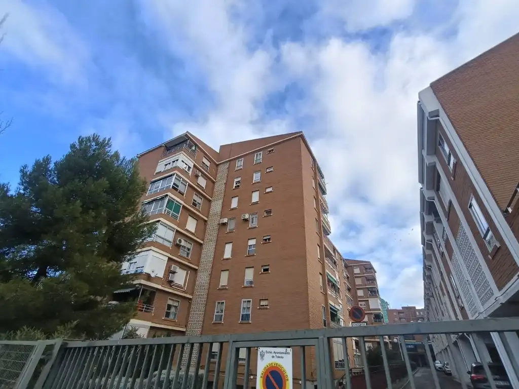 Außenansicht von Wohnung zum Verkauf in Toledo