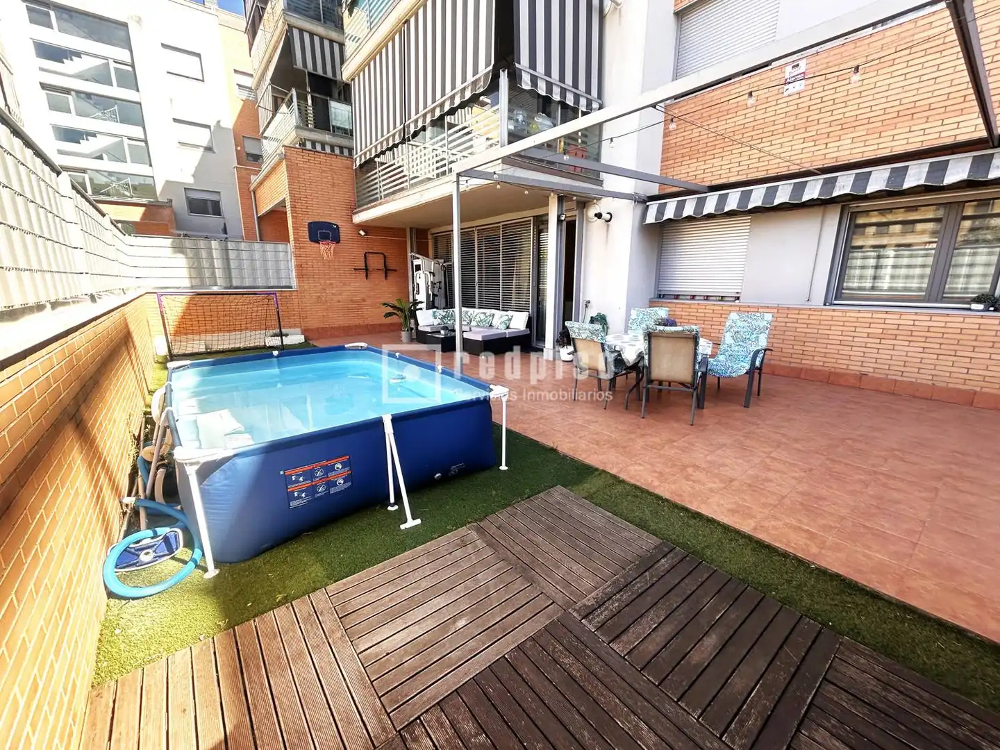 Swimming pool of Flat for sale in Parla  with Air Conditioner, Heating and Private garden