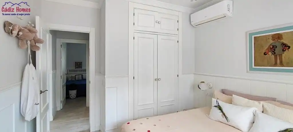 Bedroom of Houses for sale in Chiclana de la Frontera  with Air Conditioner, Heating and Private garden