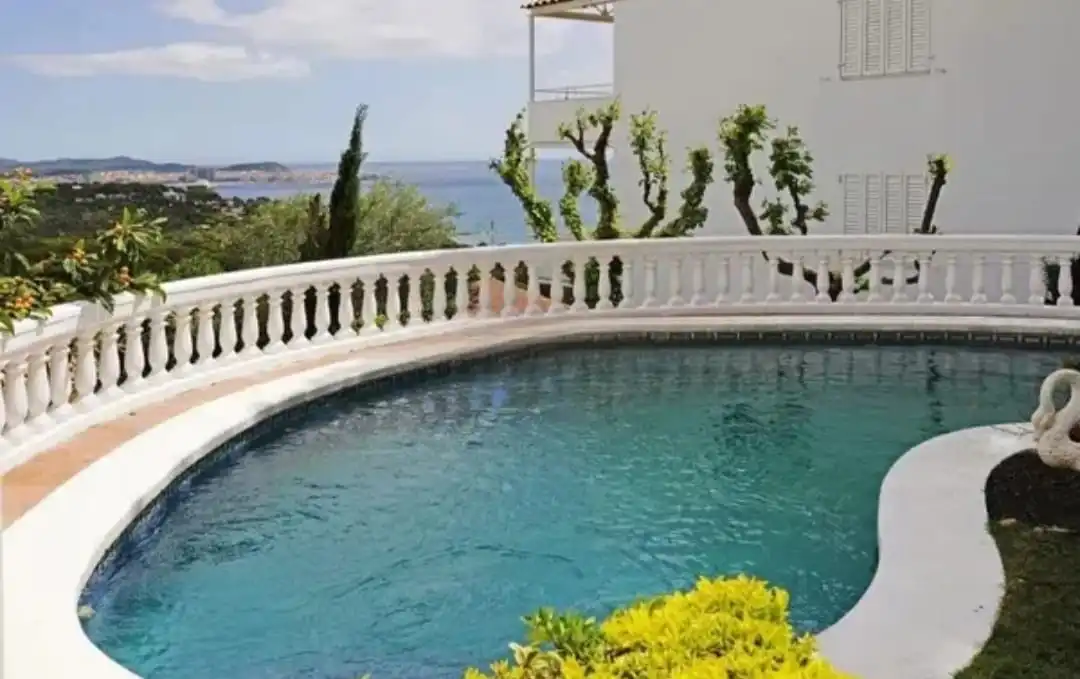 Villa con piscina in vendita a Torre Valentina - Mas Vilar de La Mutxada - Treumal, imagen 3