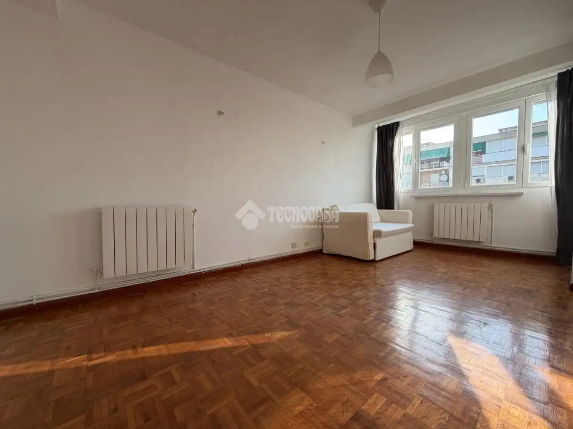Piso con terraza en venta en Latina, imagen 4