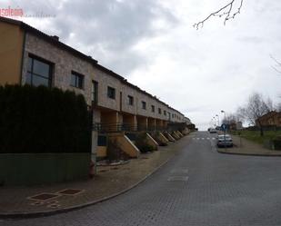 Vista exterior de Casa adosada en venda en A Coruña Capital  amb Calefacció i Traster