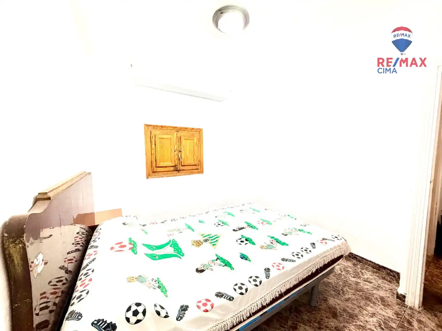 Habitación de Casa o chalet en venta en Cúllar con Terraza y Amueblado