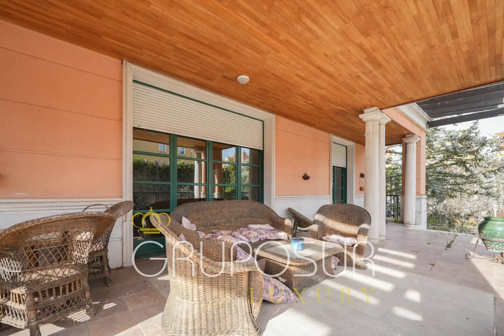 Terraza de Casa o chalet en venta en Valladolid con Calefacción, Jardín privado y Parquet