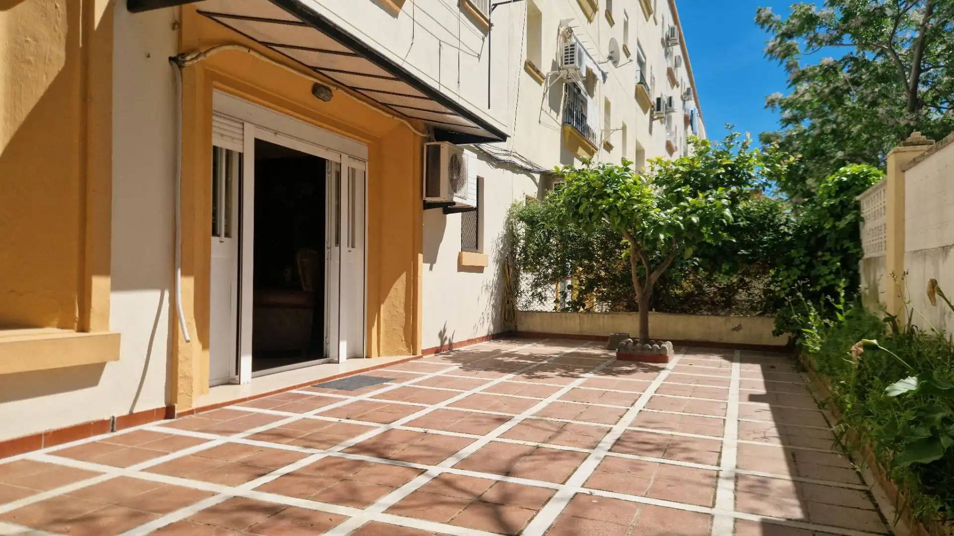 Planta baixa en venda a Plaza de Toros, Avenida - Divina Pastora - Plaza de Toros