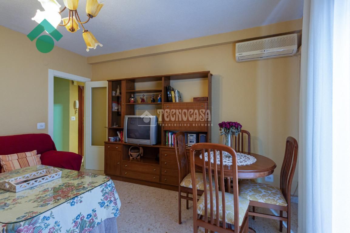 Bedroom of Flat for sale in Almuñécar  with Air Conditioner, Heating and Furnished