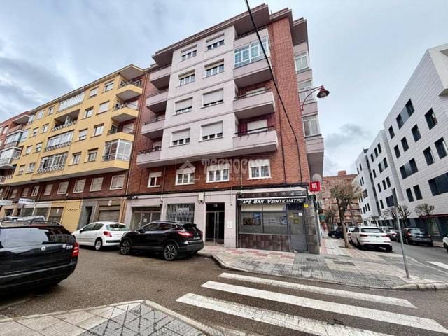 Piso en Venta en C. del Obispo Almarcha en El Ejido - Santa Ana
