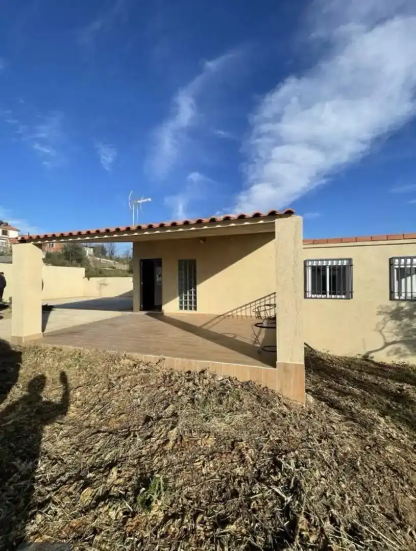 Vista exterior de Finca rústica en venda en Malpartida de Plasencia amb Aire condicionat i Balcó
