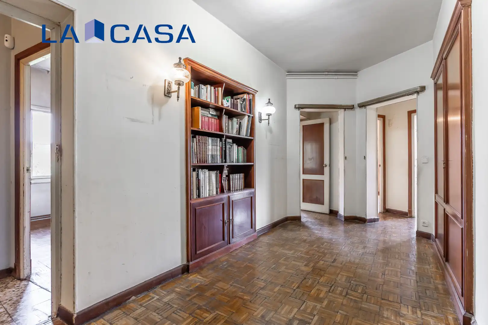 Piso en venta en Madrid con Calefacción, Terraza y Trastero