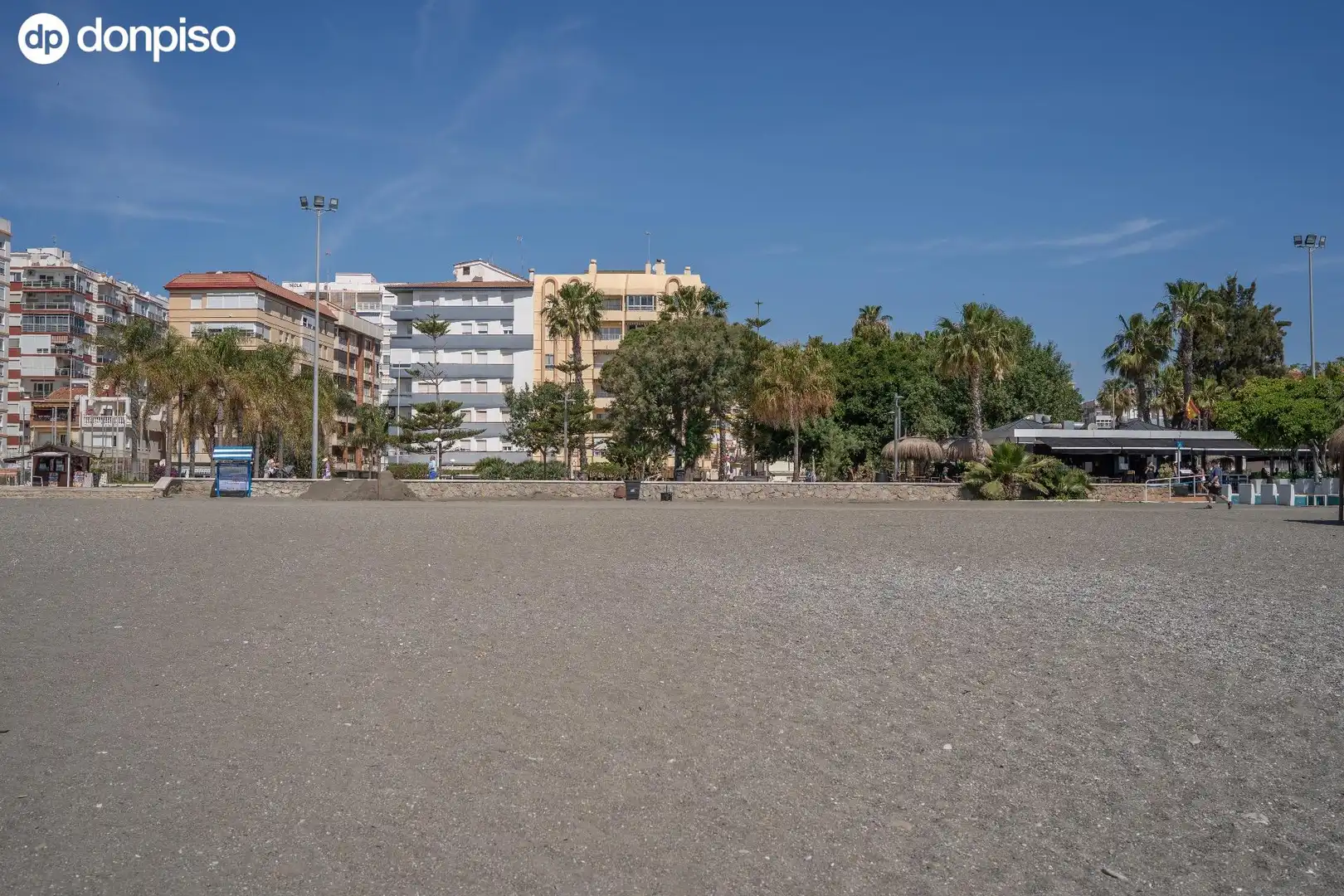 Vista exterior de Pis en venda en Vélez-Málaga