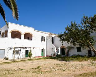 Vista exterior de Finca rústica en venda en Ciutadella de Menorca amb Jardí privat, Terrassa i Traster