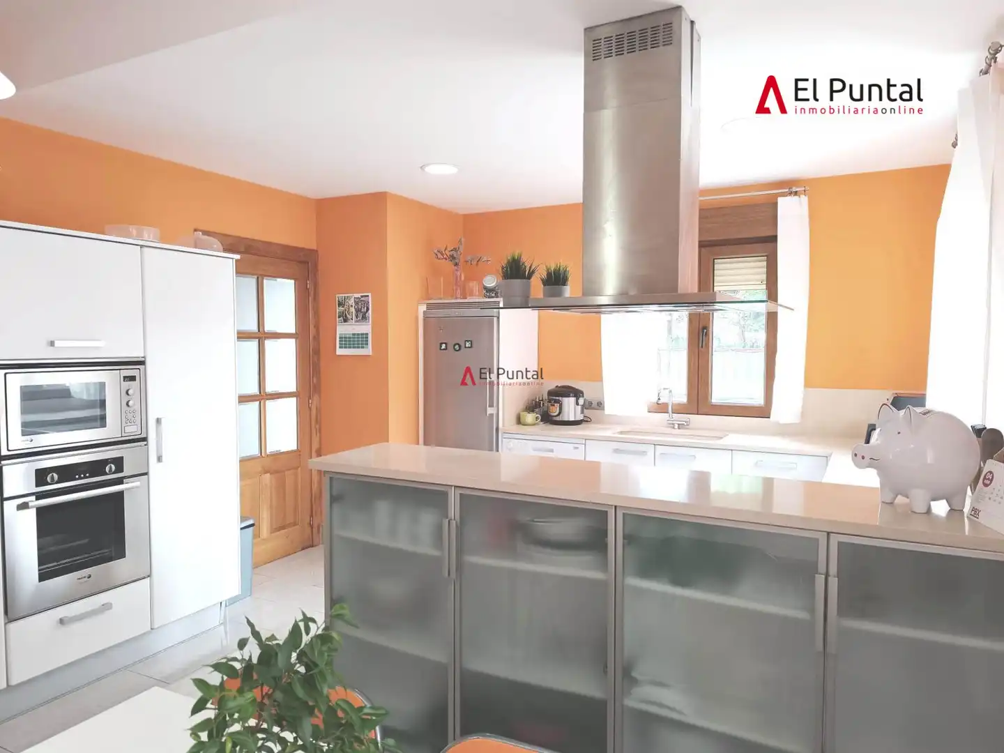 Cocina de Casa o chalet en venta en Santander con Calefacción, Jardín privado y Terraza