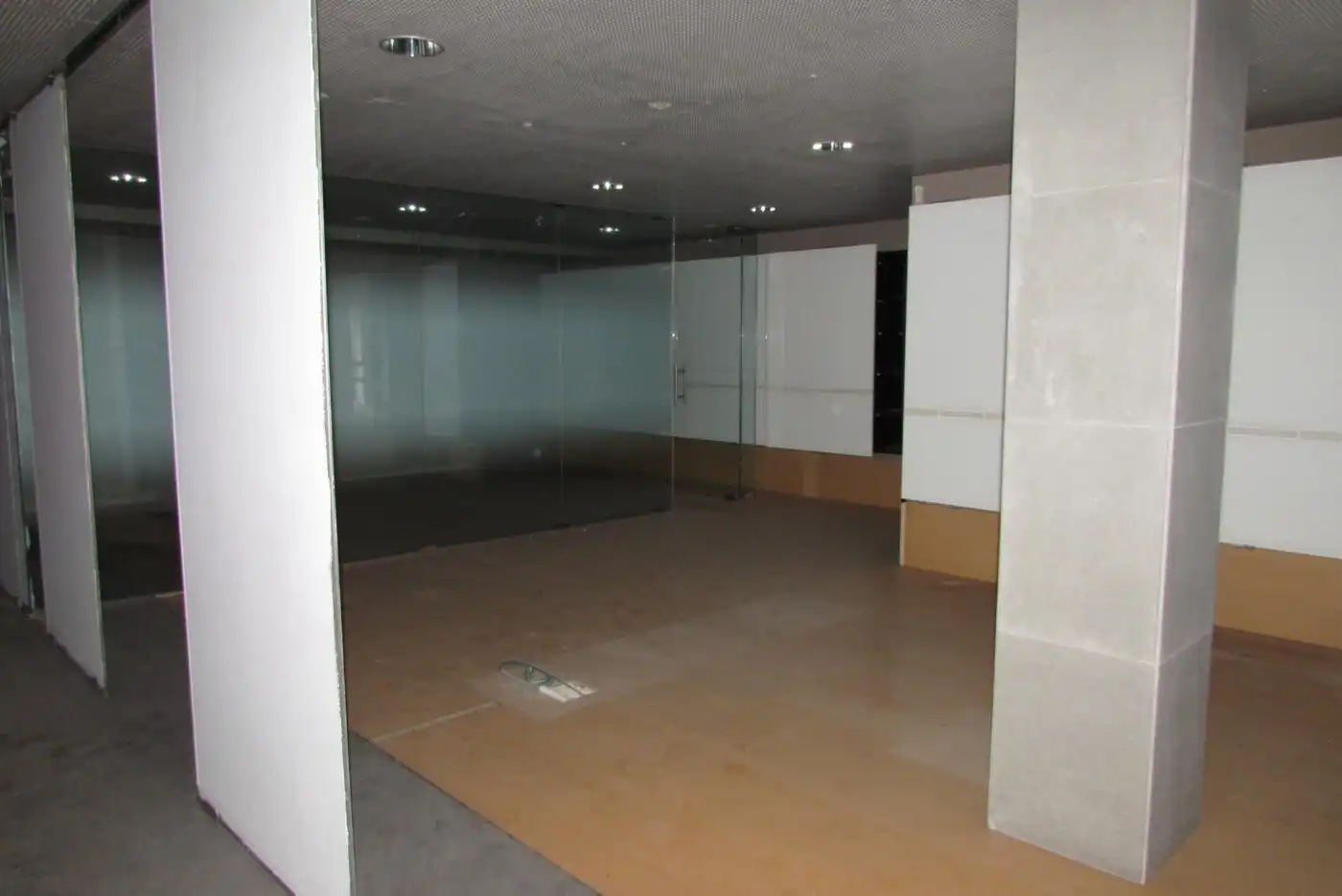Locale commerciale in vendita a Vilanova del Camí, imagen 12