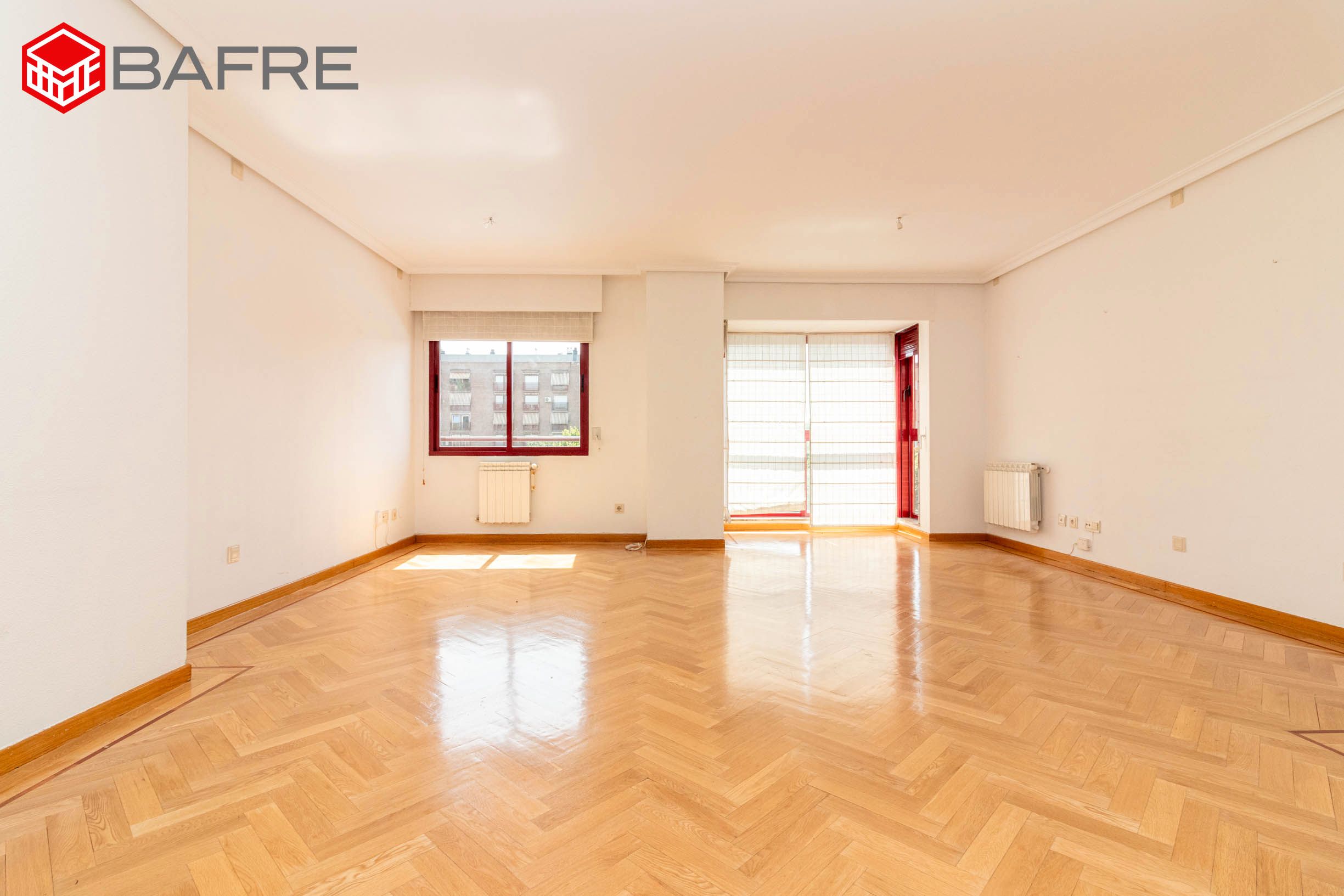 Flat to rent in Calle de Melilla, Acacias, Arganzuela