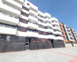 Vista exterior de Pis de lloguer en Burgos Capital amb Calefacció, Terrassa i Moblat