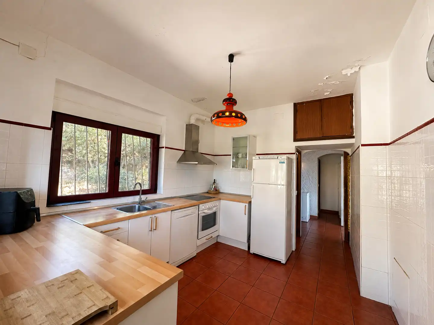 Kitchen of Houses for sale in Hoyo de Manzanares  with Air Conditioner, Private garden and Swimming Pool