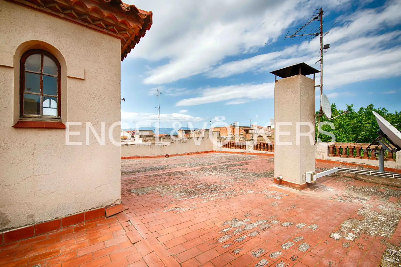 Terraza de Piso en venta en Figueres con Calefacción y Balcón