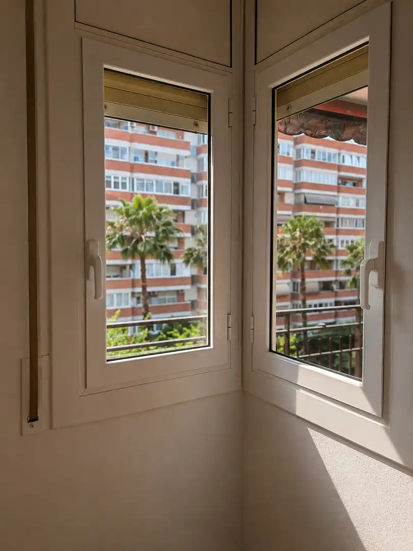 Habitación de Piso en venta en Barcelona con Calefacción
