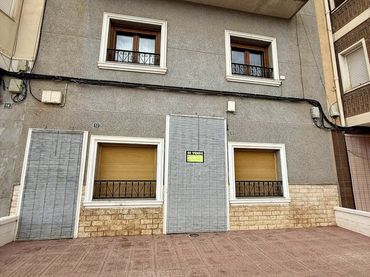 Casa en venda a El Pinós / Pinoso