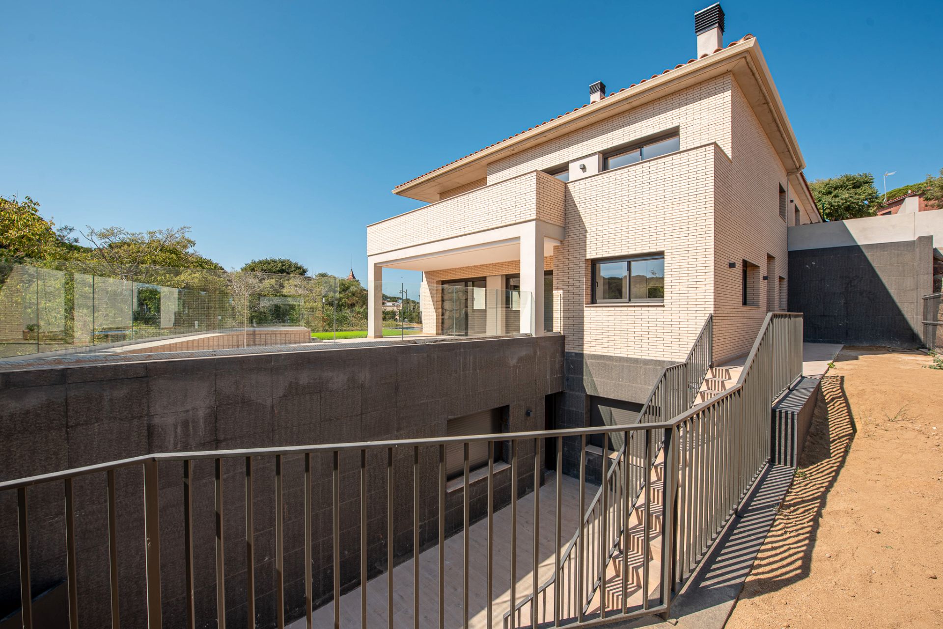 Vista exterior de Casa o xalet en venda en Sant Feliu de Guíxols amb Aire condicionat, Calefacció i Jardí privat