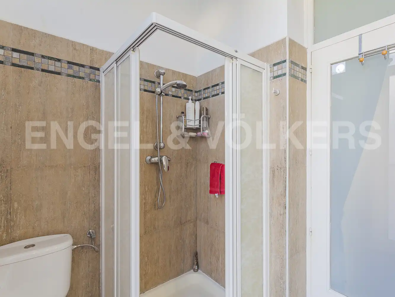 Bathroom of Houses for sale in El Masnou  with Heating, Terrace and Storage room