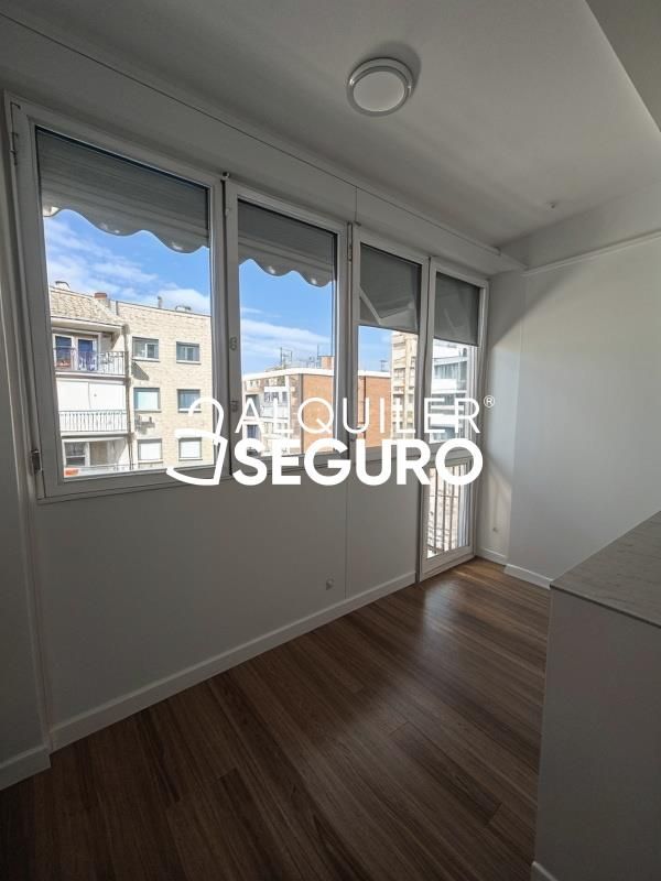 Bedroom of Flat to rent in Alcalá de Henares  with Air Conditioner, Heating and Terrace