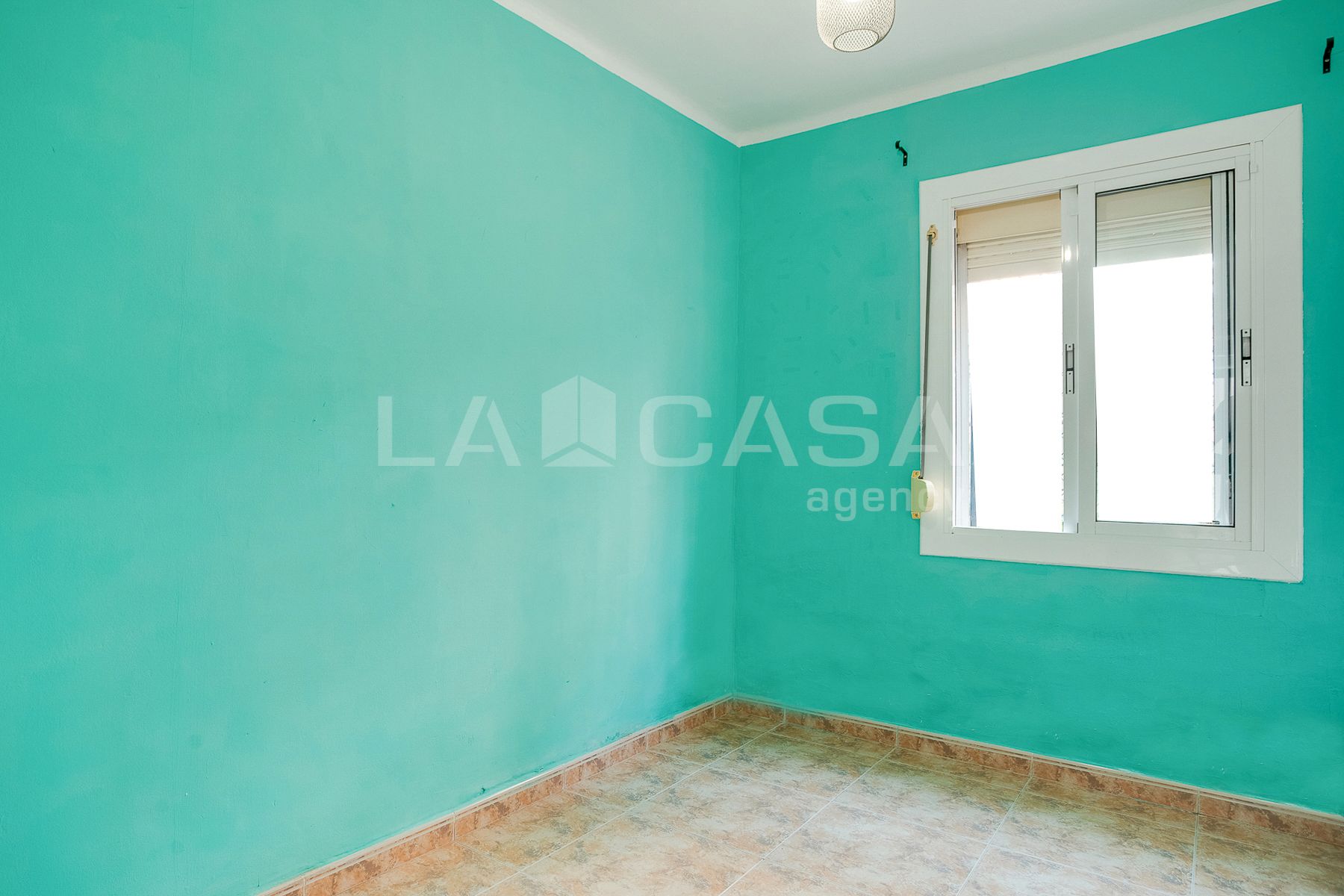 Habitación de Planta baja en venta en Cornellà de Llobregat