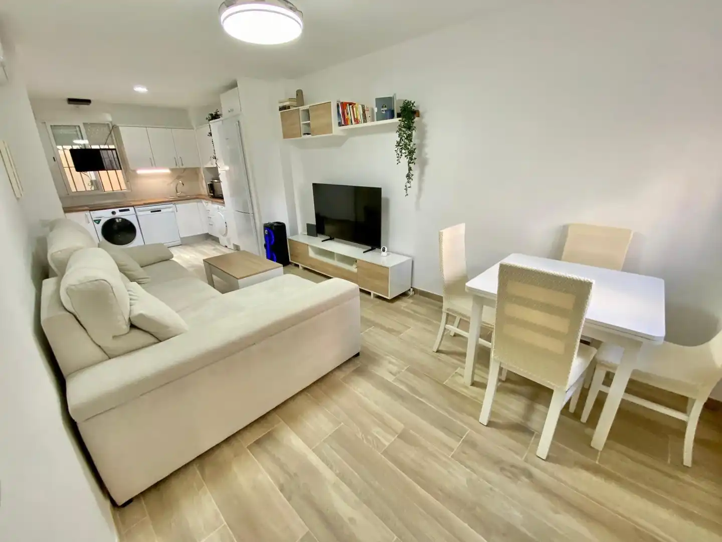 Piso con ascensor en venta en Calle melilla, imagen 3