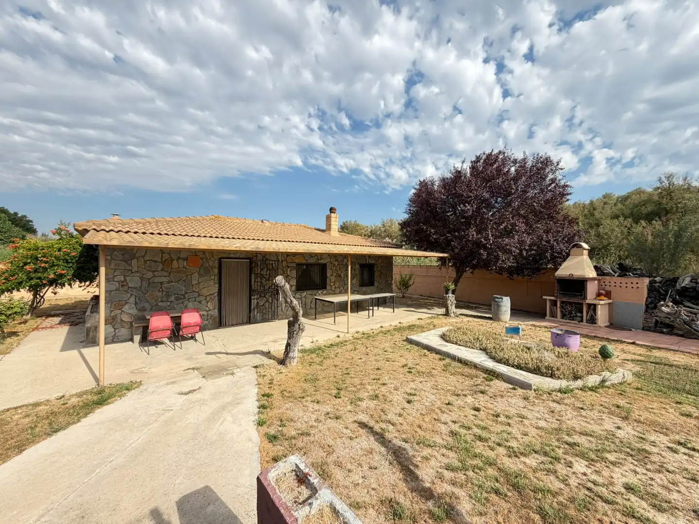 Casa rústica con piscina en venta en N/A, imagen 2