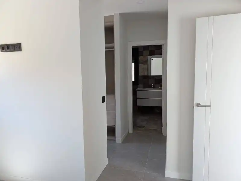 Casa adosada en venta en El Espinar con Calefacción y Terraza