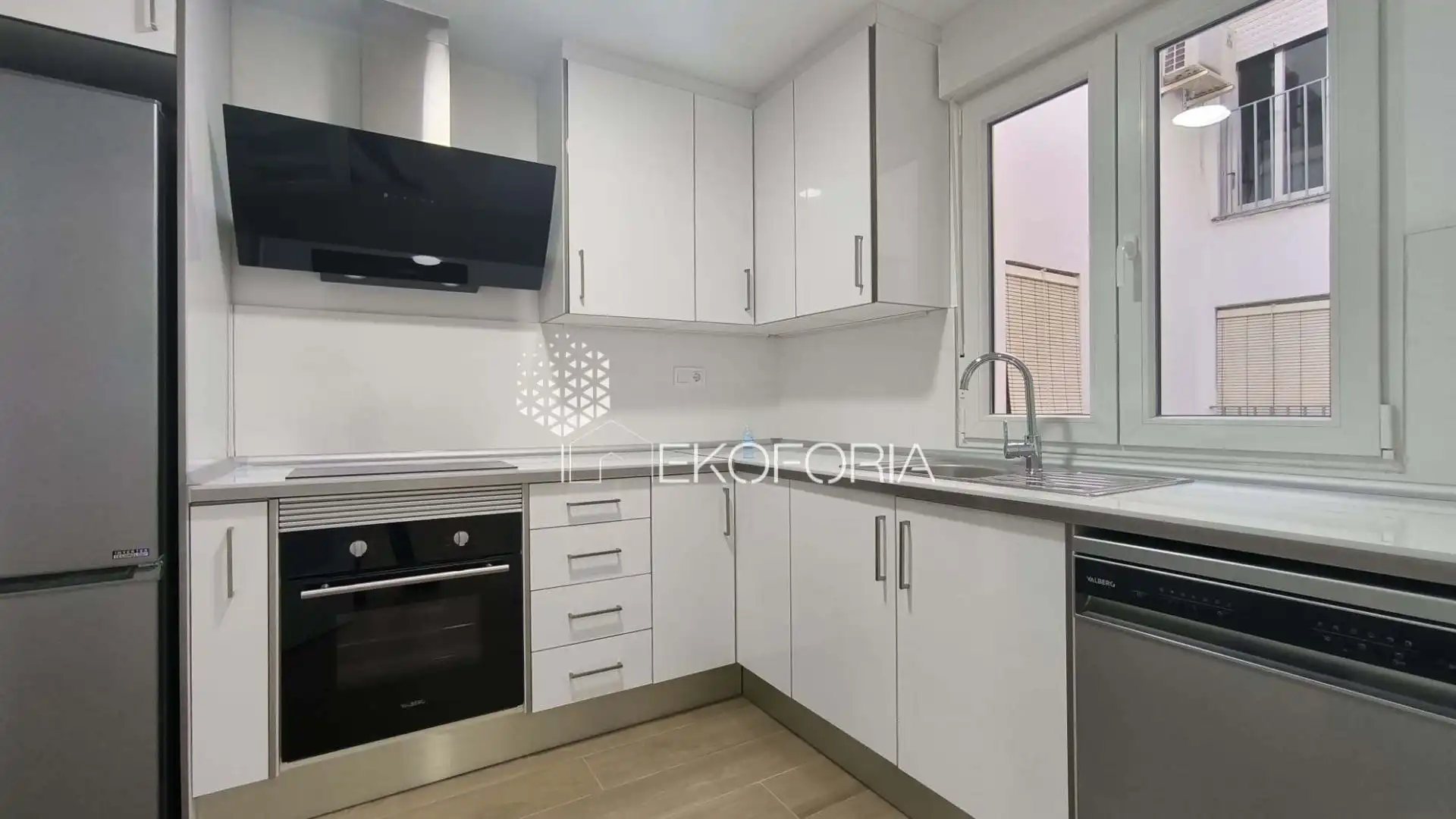 Cocina de Piso en venta en Paterna con Aire acondicionado, Calefacción y Terraza